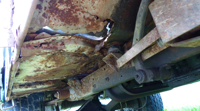 Illustration for article titled Here's Everything Wrong With My $500 Postal Jeep Off-Road Project